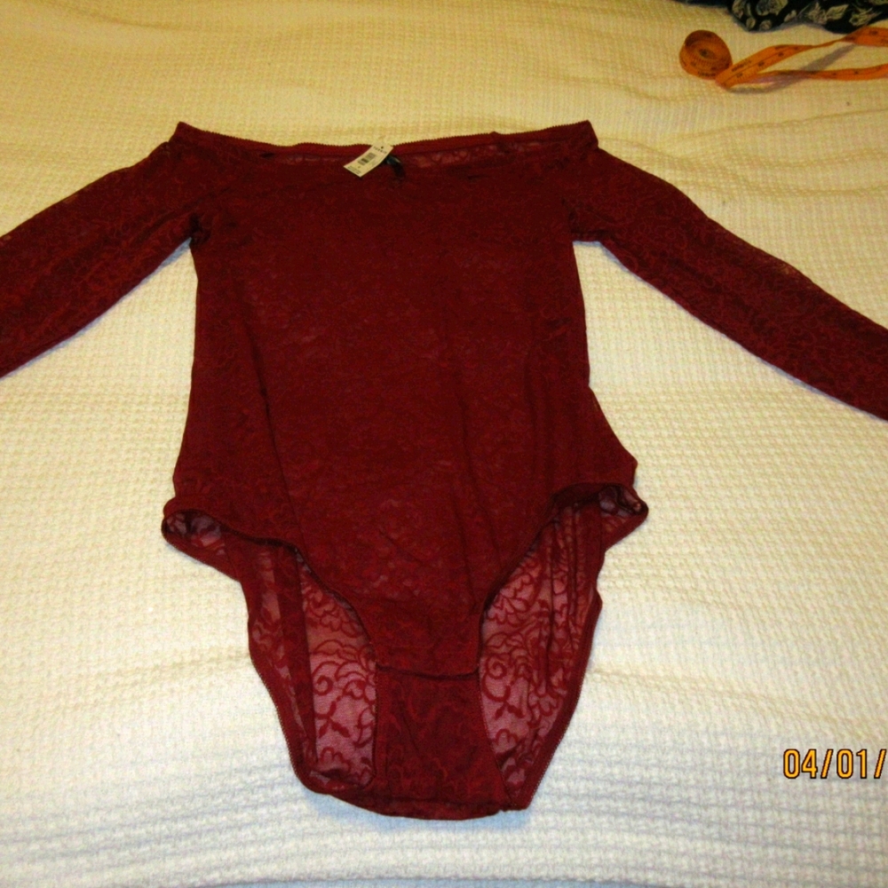NWT Torrid Red Lace Off Shoulder Body Suit